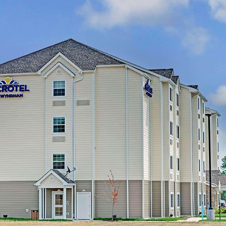 Microtel Inn & Suites By Wyndham Philadelphia Airport Ridley Park Exterior photo